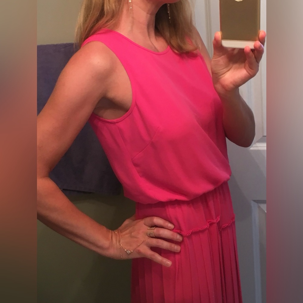 BCBG Jenine High-Slit Pleated Skirt Maxi Dress - Picture 4 of 12